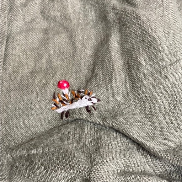 All the Beautiful Linen Kids Olive Green Embroidered Bloomers Size 1-2 - Picture 2 of 10